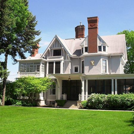 Alexander Mansion Bed & Breakfast Winona Εξωτερικό φωτογραφία