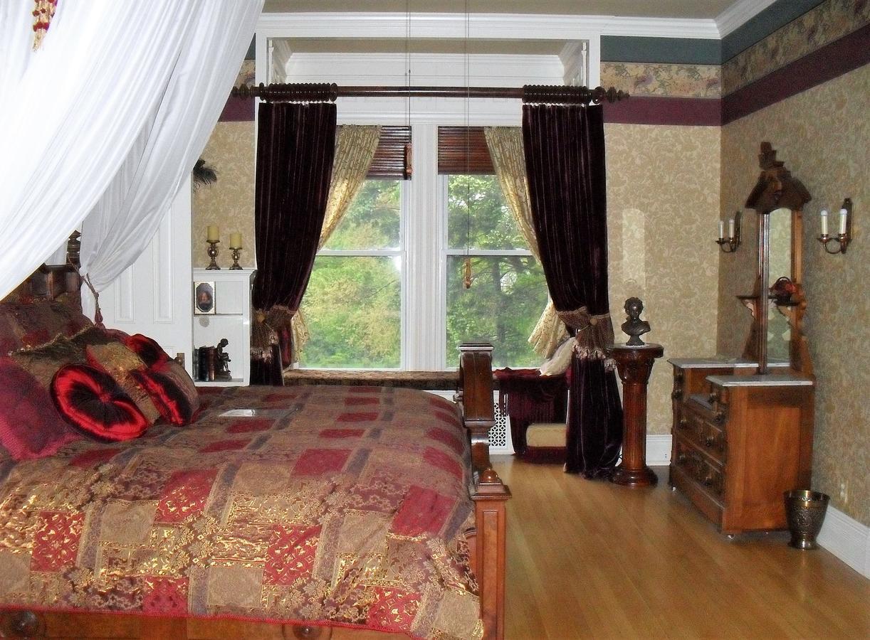 Alexander Mansion Bed & Breakfast Winona Εξωτερικό φωτογραφία