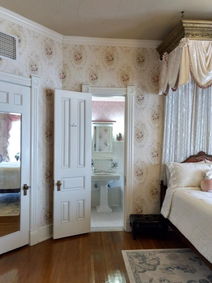 Alexander Mansion Bed & Breakfast Winona Εξωτερικό φωτογραφία