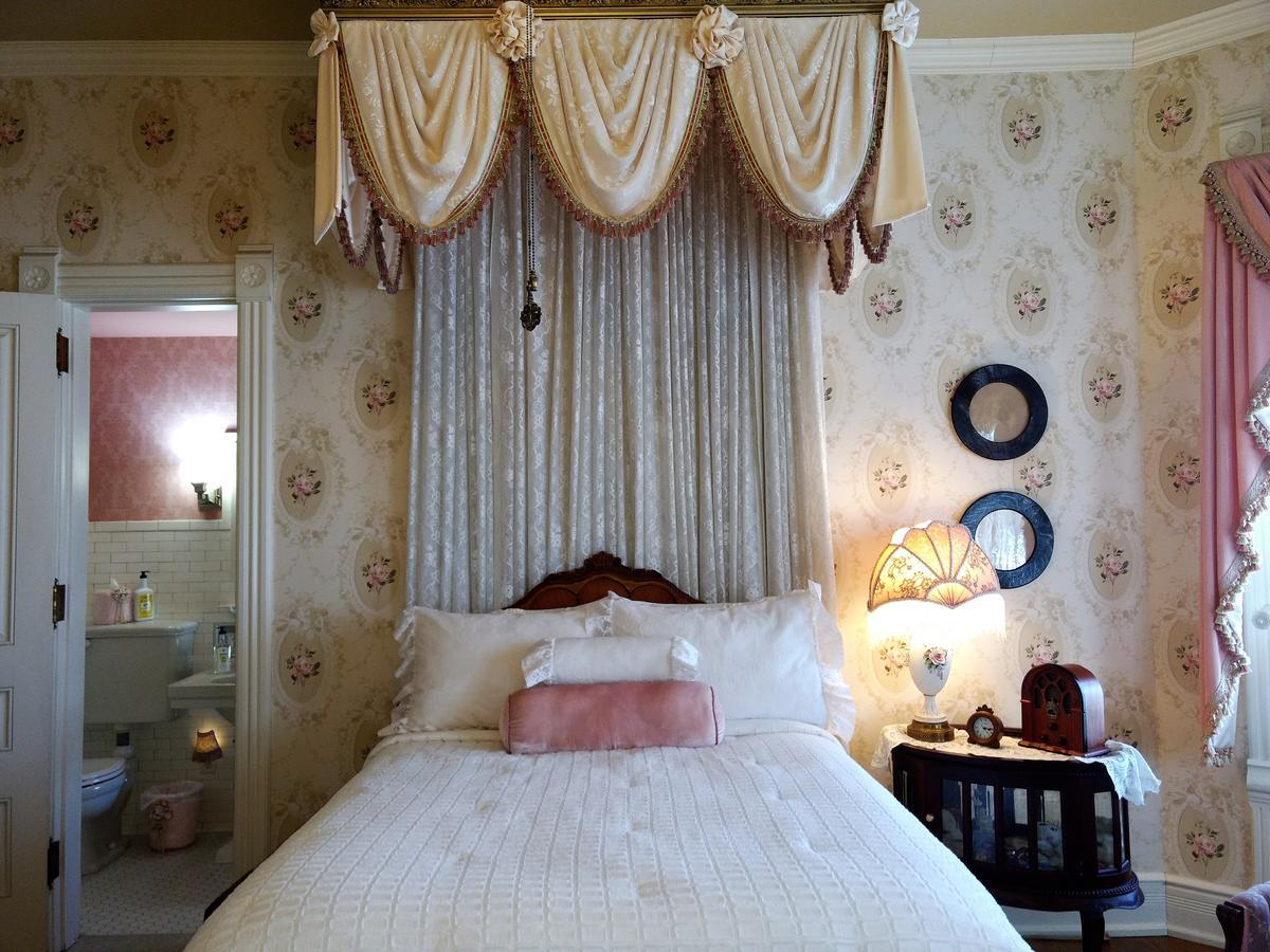 Alexander Mansion Bed & Breakfast Winona Εξωτερικό φωτογραφία