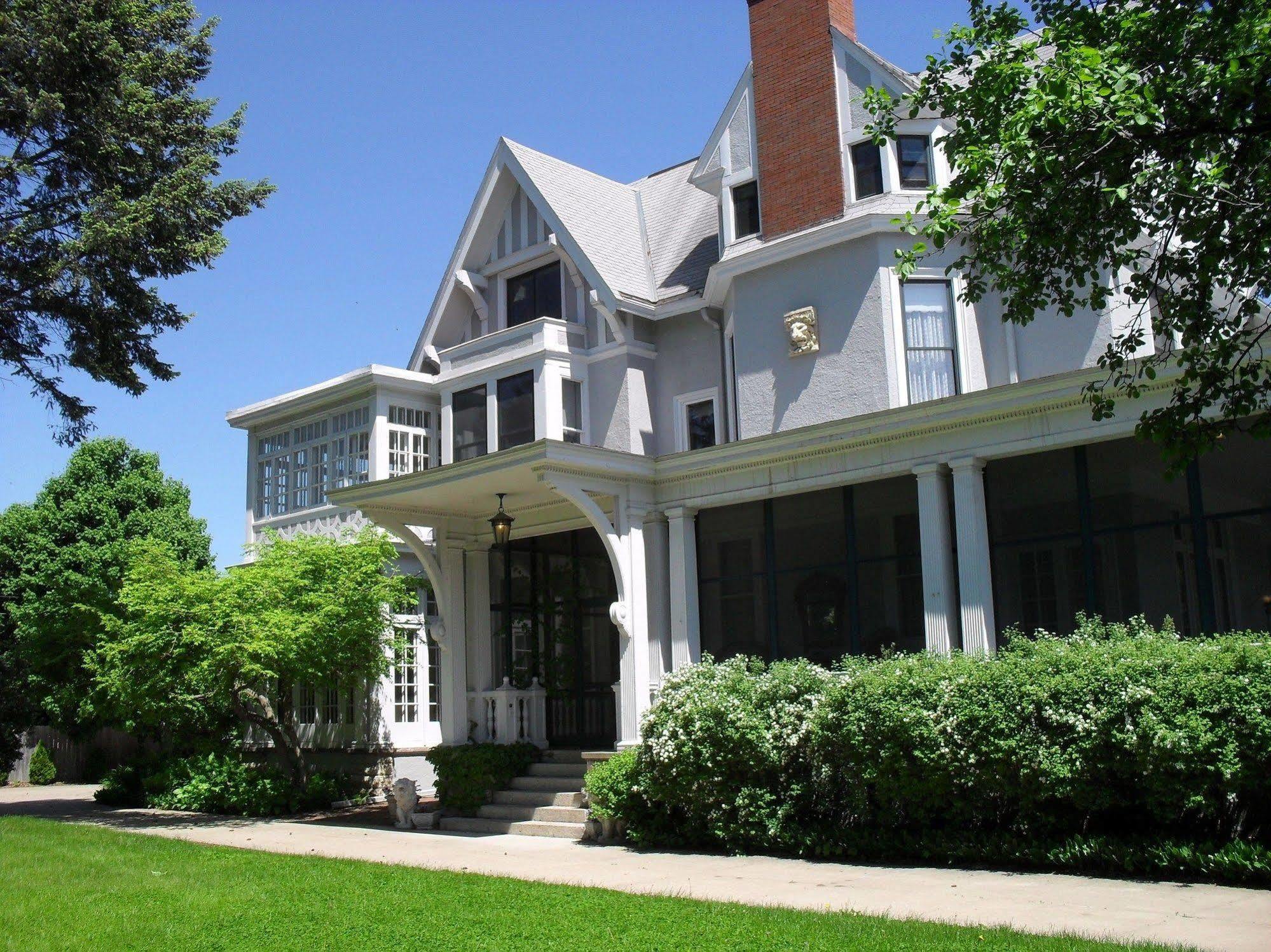 Alexander Mansion Bed & Breakfast Winona Εξωτερικό φωτογραφία