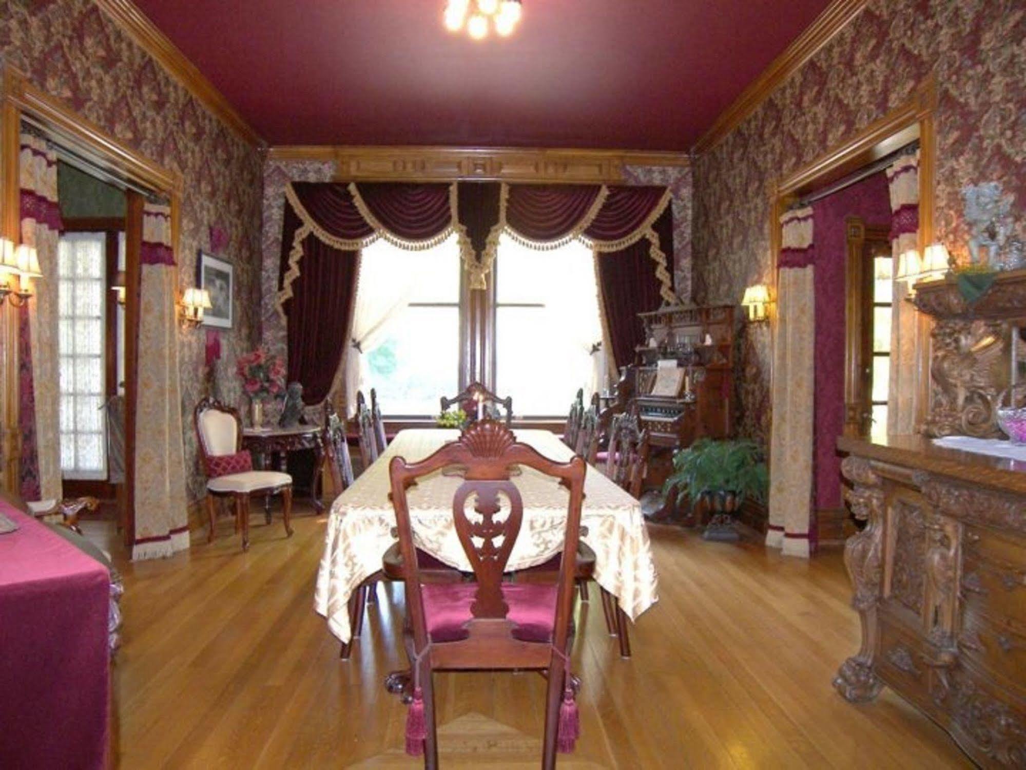 Alexander Mansion Bed & Breakfast Winona Εξωτερικό φωτογραφία