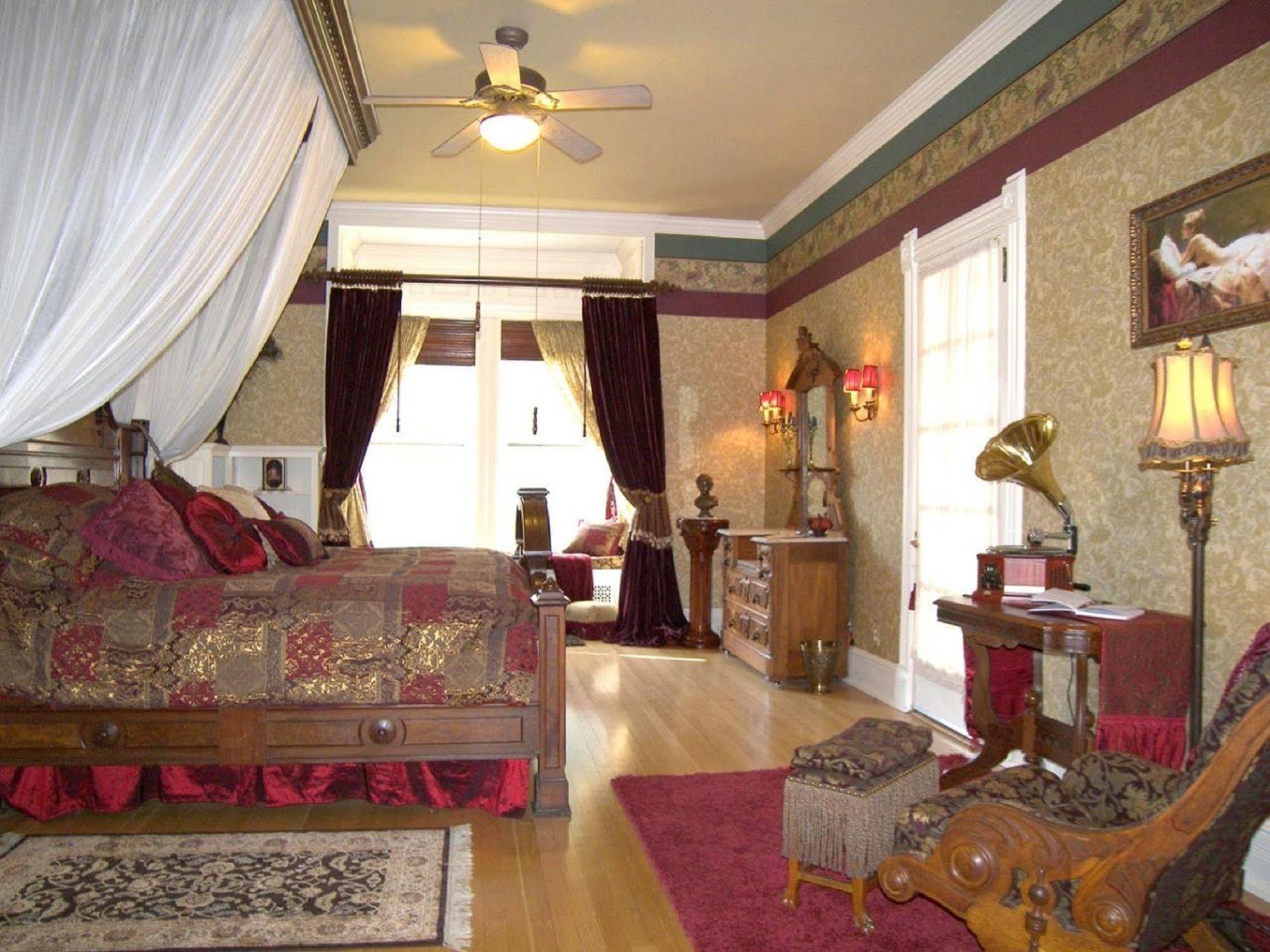 Alexander Mansion Bed & Breakfast Winona Εξωτερικό φωτογραφία