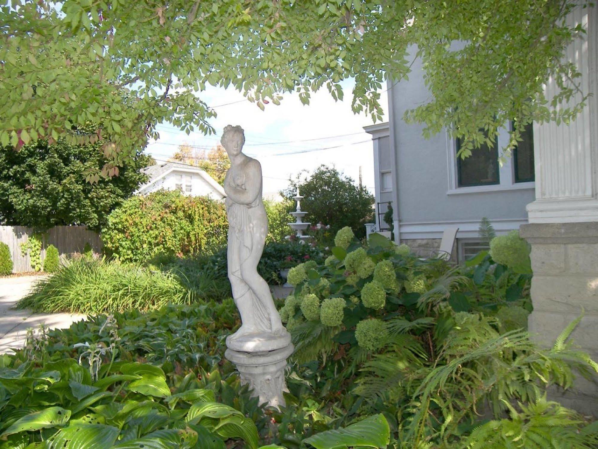 Alexander Mansion Bed & Breakfast Winona Εξωτερικό φωτογραφία