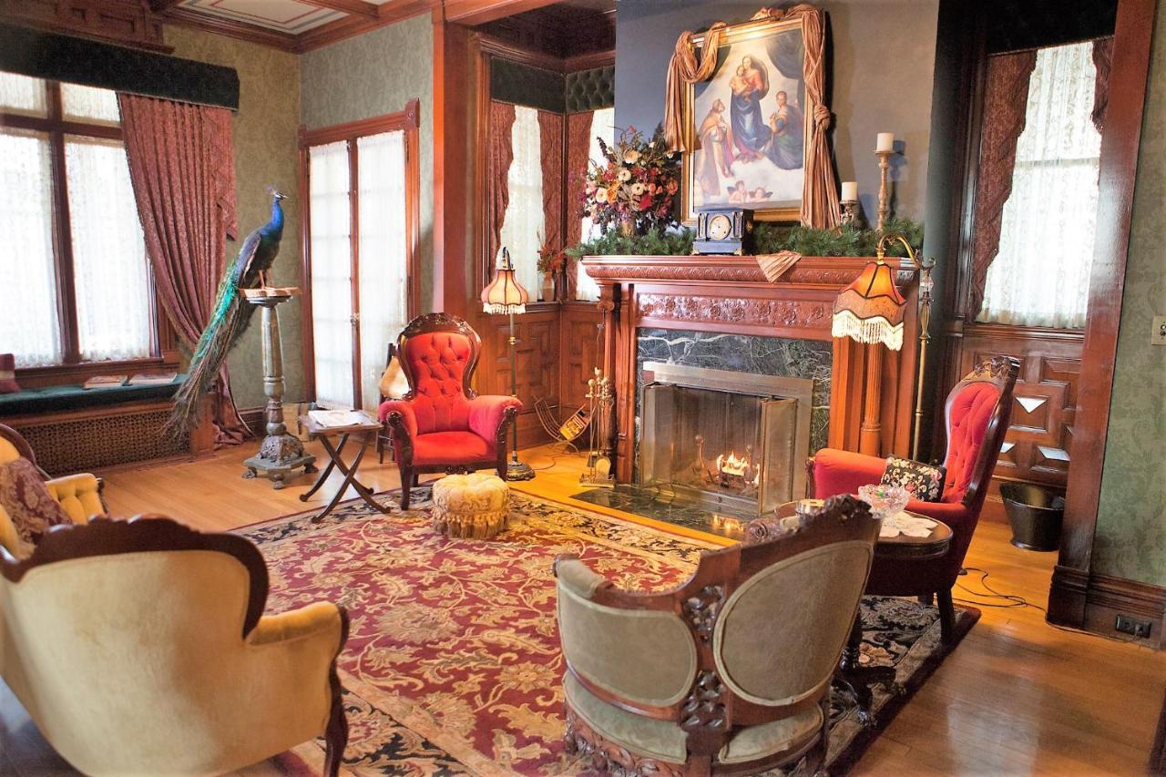 Alexander Mansion Bed & Breakfast Winona Εξωτερικό φωτογραφία