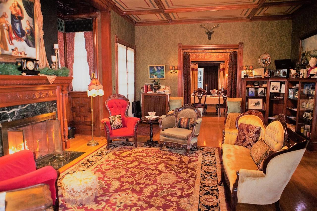 Alexander Mansion Bed & Breakfast Winona Εξωτερικό φωτογραφία